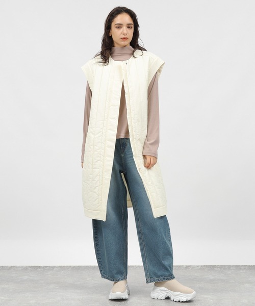 LAKOLE(ラコレ)の「カーブシルエットデニム / 982735(デニムパンツ・レディース・ネイビー/ブラック/ブルー・SMALL/MEDIUM/LARGE)」の11枚目の写真