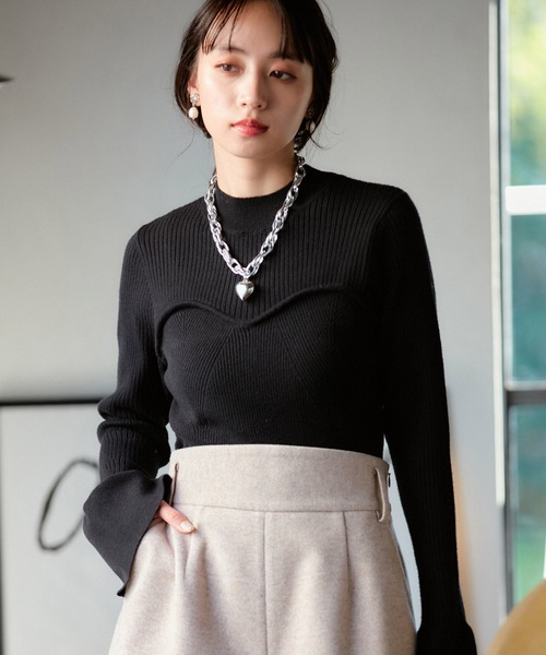 VIS（ビス）の「ビスチェドッキングフレアスリーブニット（ニット/セーター・レディース・レッド/キナリ/ブラック・FREE）」の7枚目の写真