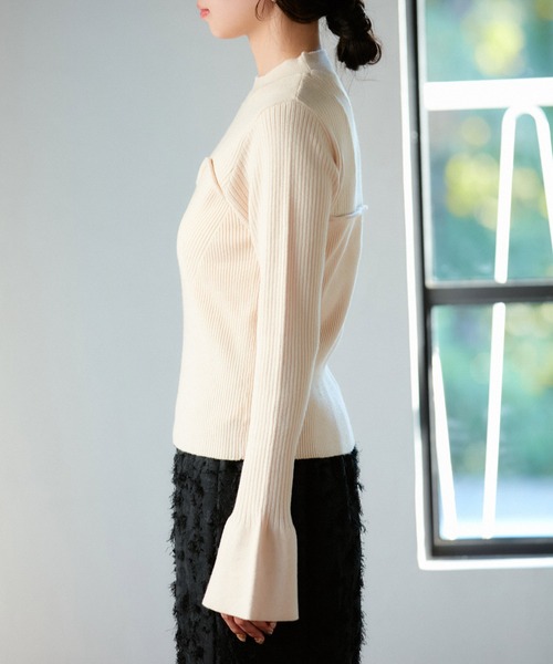 VIS（ビス）の「ビスチェドッキングフレアスリーブニット（ニット/セーター・レディース・レッド/キナリ/ブラック・FREE）」の13枚目の写真