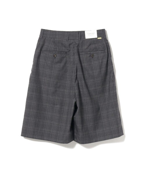 Ray BEAMS(レイビームス)の「FARAH / Two Tuck Wide Shorts(その他パンツ・レディース・グレー/その他・26inch/28inch)」の4枚目の写真