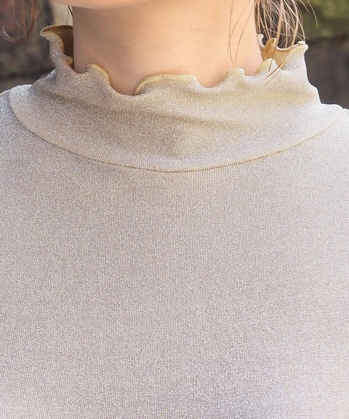 tiptop（ティップトップ）の「ラメハイネックロンT（Tシャツ/カットソー・レディース・チャコールグレー/ブラック/グレー/アイボリー・FREE）」の5枚目の写真