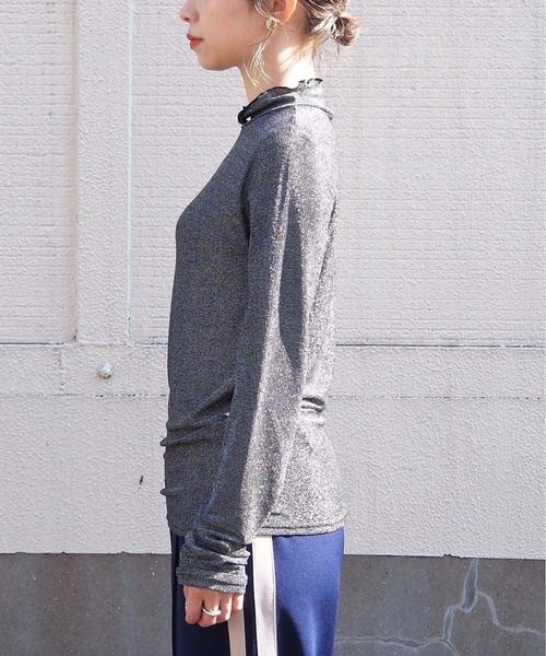 tiptop（ティップトップ）の「ラメハイネックロンT（Tシャツ/カットソー・レディース・チャコールグレー/ブラック/グレー/アイボリー・FREE）」の21枚目の写真