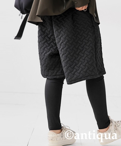 antiqua(アンティカ)の「立体凹凸柄ハーフパンツ(その他パンツ・レディース・ブラック・FREE)」の5枚目の写真