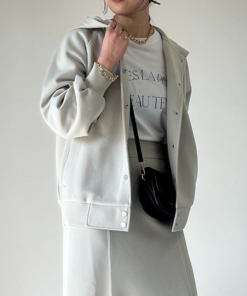 un dix cors(アンディコール)の「ラウンドロゴロンT(Tシャツ/カットソー・レディース・ブラック/オフホワイト・FREE)」の4枚目の写真