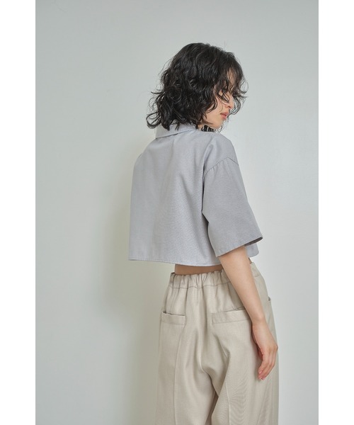 abor o-t-l(アボアオーティーエル)の「クロップド丈ハーフスリーブシャツ(シャツ/ブラウス・レディース・オフホワイト/ブラック/グレー・FREE)」の19枚目の写真