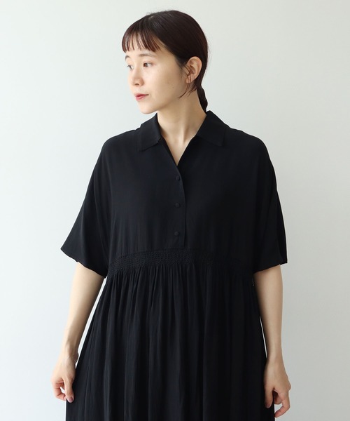 yuni（ユニ ）の「シャーリング ペプラム シャツワンピース