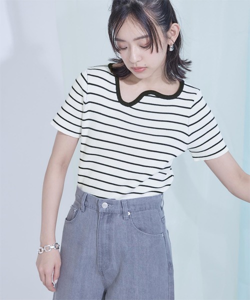 miette(ミエット)の「ウェーブネックラインボーダー半袖トップス(Tシャツ/カットソー・レディース・ホワイト系その他/ホワイト系その他2/ブラック系その他・FREE)」の2枚目の写真