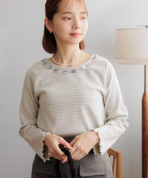 flower(フラワー)の「リボンボーダートップ(Tシャツ/カットソー・レディース・ブラック/グレー・FREE)」の2枚目の写真