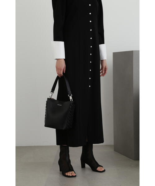 JILL STUART(ジルスチュアート)の「◆ツイストサイドトート(トートバッグ・レディース・ベージュ/ブラック・フリ-)」の4枚目の写真