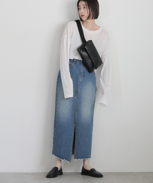 select MOCA（セレクトモカ）の「ロングデニムフロントスリットスカート（デニムスカート・レディース・ライトインディゴブルー/ブルー・SMALL/MEDIUM/LARGE）」の3枚目の写真