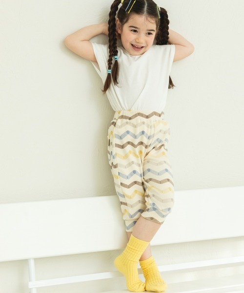 pairmanon(ペアマノン)の「【しなやかストレッチ】ユニセックス ストレッチ 7分丈パンツ(その他パンツ・キッズ・ライトホワイト/ブラック/ライトグレー/チャコールグレー/その他/ブラック系その他/グレー系その他/ブラウン系その他/ベージュ系その他/グリーン系その他/ホワイト系その他/ホワイト系その他2/ホワイト系その他3/グレー系その他2/ブラウン系その他2/ベージュ系その他2/ストライプ/ドット/チェック/ライトベージュ/ブラック系その他2/ブラウン/テラコッタ・90/100/110/120/80/130)」の2枚目の写真