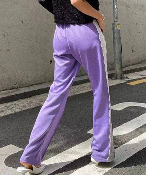 LYEON(リヨン)の「サイドレーストラックジャージーパンツ(その他パンツ・レディース・ラベンダー/グリーン/ブラック・FREE)」の12枚目の写真