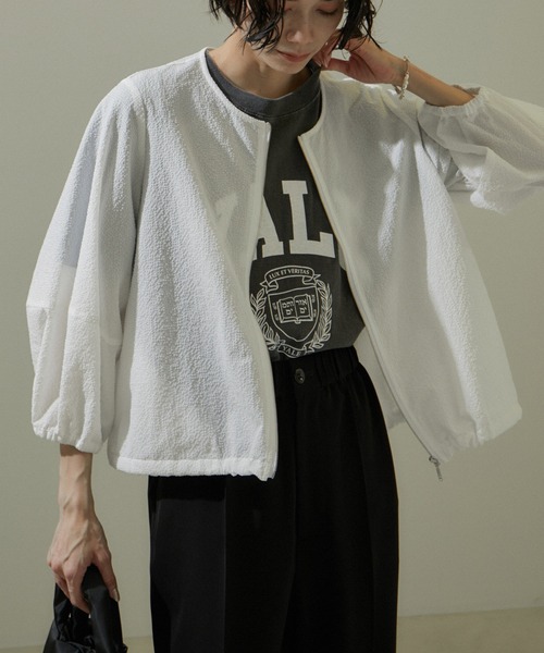 SALON adam et rope'(サロン アダム エ ロペ)の「【WEB限定】フォルムスリーブシアーブルゾン/24SS【洗える】(ブルゾン・レディース・オフホワイト/ブラック・FREE)」の18枚目の写真