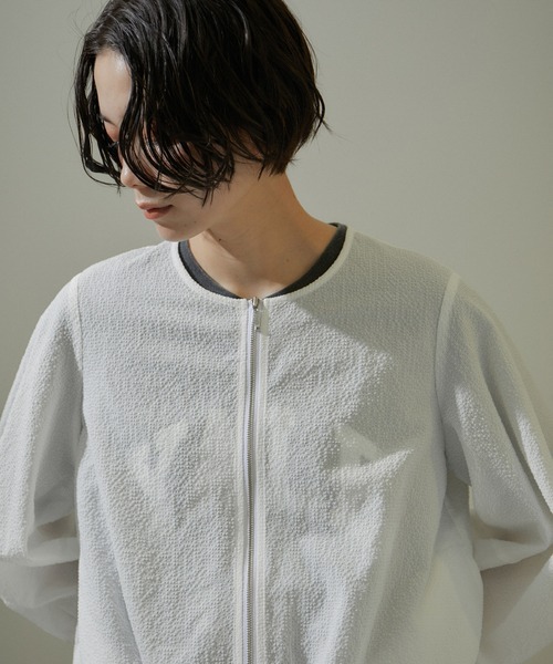 SALON adam et rope'(サロン アダム エ ロペ)の「【WEB限定】フォルムスリーブシアーブルゾン/24SS【洗える】(ブルゾン・レディース・オフホワイト/ブラック・FREE)」の19枚目の写真
