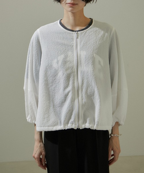SALON adam et rope'(サロン アダム エ ロペ)の「【WEB限定】フォルムスリーブシアーブルゾン/24SS【洗える】(ブルゾン・レディース・オフホワイト/ブラック・FREE)」の8枚目の写真