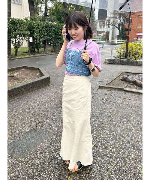 Ungrid（アングリッド）の「フィットフレアスリットスカート（スカート・レディース・アイボリー/チャコールグレー・FREE）」の4枚目の写真