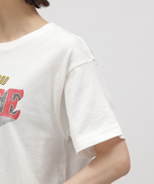 LAKOLE（ラコレ）の「グラフィックプリントＴ / 116545（Tシャツ/カットソー・レディース・オフホワイト/チャコールグレー/イエロー系その他/ダークグレー/アイボリー・SMALL/MEDIUM）」の16枚目の写真