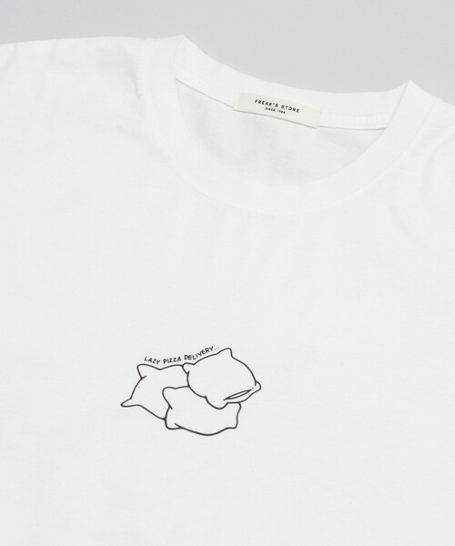 FREAK'S STORE(フリークスストア)の「LAZY PIZZA DELIVERY/レイジーピザデリバリー 別注 SLEEPY DINO TEE/別注 スリーピーディノTシャツ(Tシャツ/カットソー・レディース・ブルー/オフホワイト・ONE SIZE)」の8枚目の写真