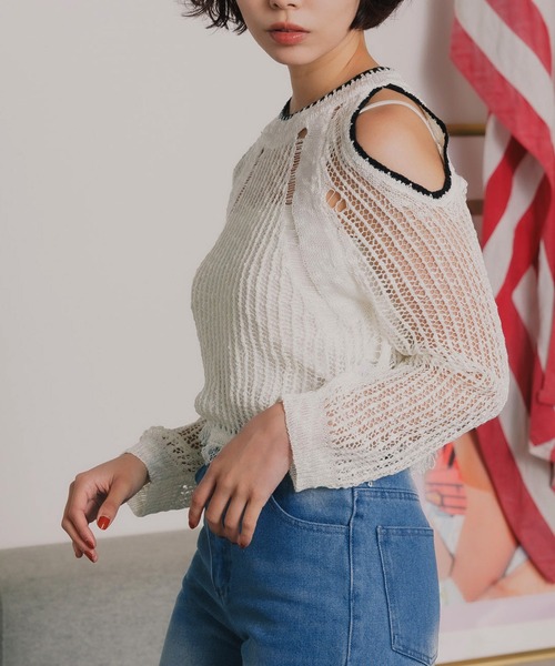 Chick(チック)の「韓国風オープンショルダーニット(Tシャツ/カットソー・レディース・ホワイト・FREE)」の9枚目の写真