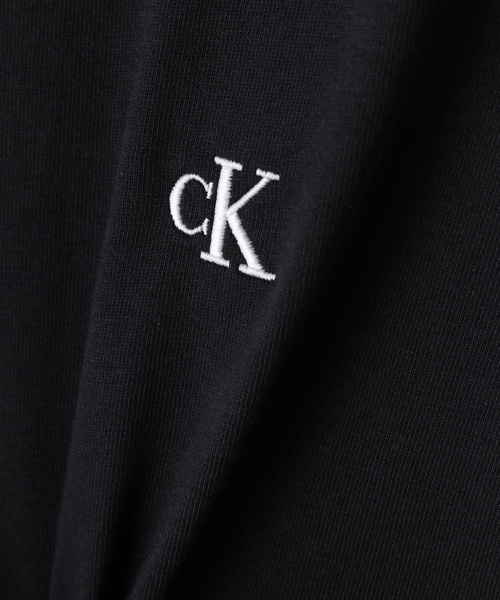 Calvin Klein（カルバン・クライン）の「【Calvin Klein / カルバン クライン】SS RLXD ARCHIVE TEE（Tシャツ/カットソー・メンズ・ホワイト/チャコールグレー/ブラック/サックスブルー・SMALL/LARGE/MEDIUM）」の12枚目の写真