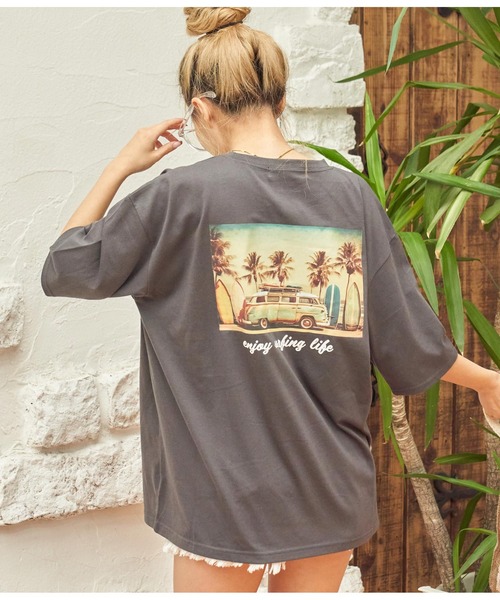 anap mimpi（アナップミンピ）の「BUSフォトプリント ビッグTシャツ（Tシャツ/カットソー・レディース・ダークグレー/ホワイト/イエロー系その他・FREE）」の3枚目の写真