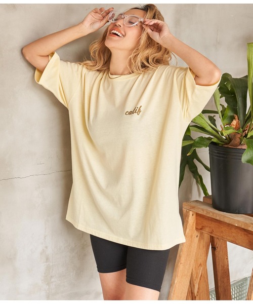 anap mimpi（アナップミンピ）の「BUSフォトプリント ビッグTシャツ（Tシャツ/カットソー・レディース・ダークグレー/ホワイト/イエロー系その他・FREE）」の21枚目の写真