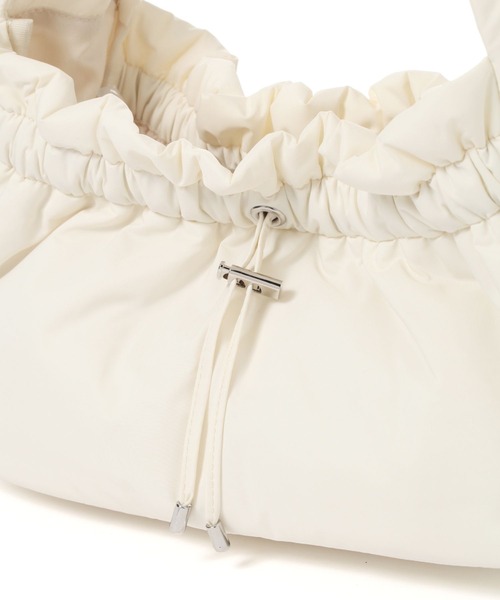 LAKOLE（ラコレ）の「パデットギャザーワンハンドルバッグ / 125596（ハンドバッグ・レディース・ブラック/イエロー/オフホワイト・FREE）」の13枚目の写真