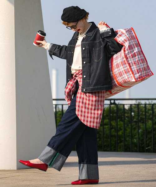 BONLECILL(ボンルシール)の「カラーステッチロールアップワイドデニムパンツ(デニムパンツ・レディース・ブラック/ブルー系1/ネイビー・M/S/L)」の12枚目の写真