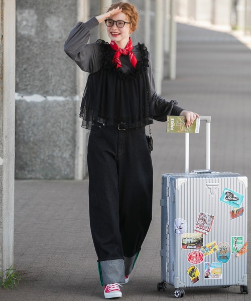 BONLECILL(ボンルシール)の「カラーステッチロールアップワイドデニムパンツ(デニムパンツ・レディース・ブラック/ブルー系1/ネイビー・M/S/L)」の18枚目の写真