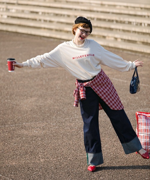 BONLECILL(ボンルシール)の「カラーステッチロールアップワイドデニムパンツ(デニムパンツ・レディース・ブラック/ブルー系1/ネイビー・M/S/L)」の6枚目の写真