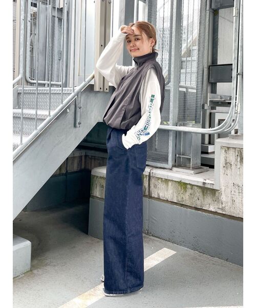 Ungrid（アングリッド）の「ノースリデザインルーズベスト（ベスト・レディース・ベージュ/チャコールグレー・FREE）」の17枚目の写真