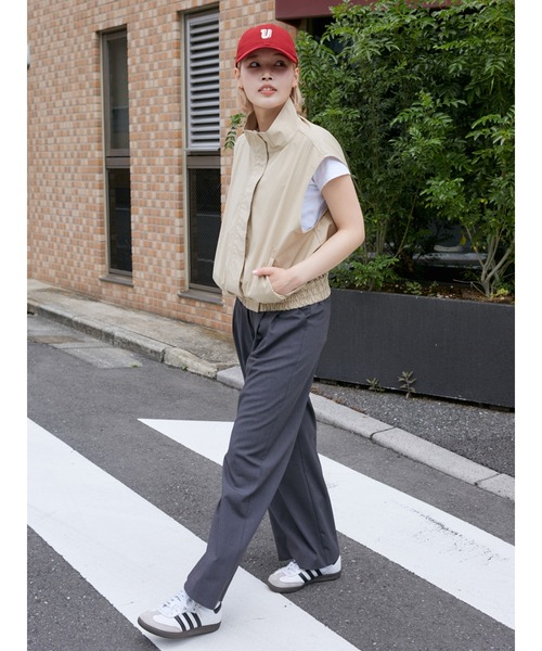 Ungrid（アングリッド）の「ノースリデザインルーズベスト（ベスト・レディース・ベージュ/チャコールグレー・FREE）」の19枚目の写真