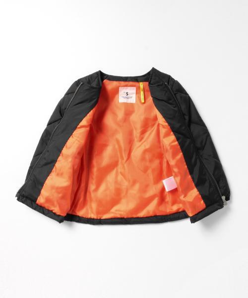 こども ビームス（コドモビームス）の「Smoothy / ノーカラー キルトジャケット (90～130cm)（ブルゾン・キッズ・ブラック/オリーブ/ネイビー・S(90cm～）/L(130cm～)/M(110cm～)）」の9枚目の写真