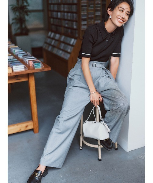 Mila Owen（ミラオーウェン）の「ショルダー付き2WAYスクエアバッグ（ショルダーバッグ・レディース・ブラック/アイボリー/キャメル・FREE）」の18枚目の写真