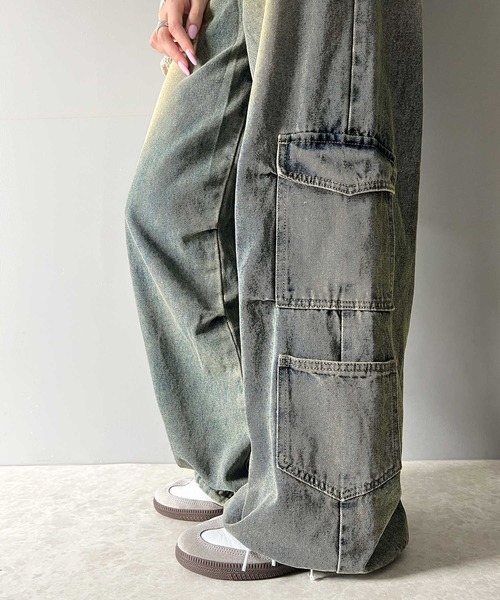 Java（ジャバ）の「《Javaジャバコラボ》旬なこなれ感。ヴィンテージ加工裾ドロストワイドデニムパンツ（カーゴパンツ・レディース・その他1/ブラック・LARGE/MEDIUM/SMALL/X-LARGE）」の14枚目の写真