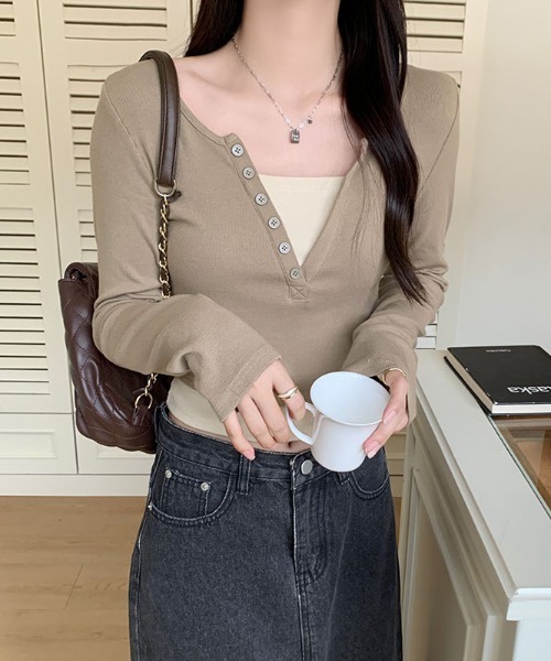 Per sist ence(パーシエンス)の「オープンヘンリーネックレイヤード風長袖トップス(Tシャツ/カットソー・レディース・ネイビー/ベージュ/チャコールグレー・MEDIUM/LARGE/X-LARGE/SMALL)」の15枚目の写真