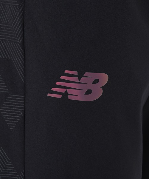 NEW BALANCE（ニューバランス）の「Black Out Collection  ストレッチウーブンパンツ（その他パンツ・メンズ・ブラック/チャコールグレー・SMALL/MEDIUM/LARGE/X-LARGE/XX-LARGE/XXX-LARGE）」の10枚目の写真