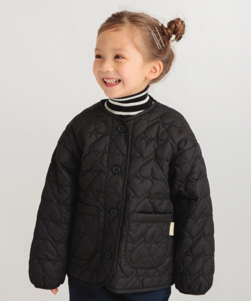 BRANSHES（ブランシェス）の「ハートキルティングジャケット（ブルゾン・キッズ・ブラック/ピンク・140cm/150cm/90cm/100cm/110cm/120cm/130cm）」の2枚目の写真