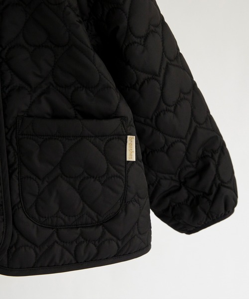 BRANSHES（ブランシェス）の「ハートキルティングジャケット（ブルゾン・キッズ・ブラック/ピンク・140cm/150cm/90cm/100cm/110cm/120cm/130cm）」の16枚目の写真