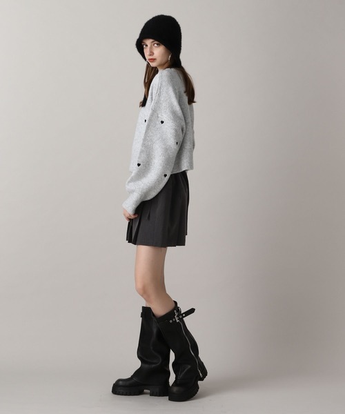 FOREVER 21（フォーエバー トゥエンティーワン）の「【2024FW】ハート刺繍クロップドニットプルオーバー（ニット/セーター・レディース・グレー/ネイビー/グリーン・FREE）」の10枚目の写真