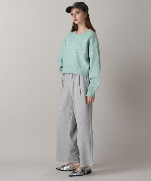 FOREVER 21（フォーエバー トゥエンティーワン）の「【2024FW】ハート刺繍クロップドニットプルオーバー（ニット/セーター・レディース・グレー/ネイビー/グリーン・FREE）」の15枚目の写真