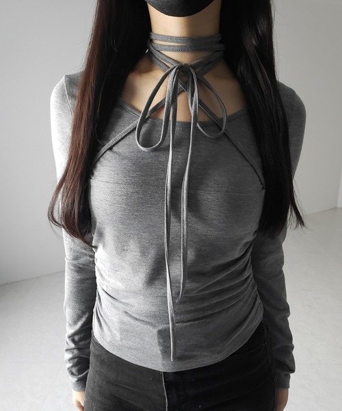 me+em select(ミームセレクト)の「※※【 3color 】クロスストラップロングチョーカーリボントップス / cross strap long choker ribbon tops(Tシャツ/カットソー・レディース・ブラック/グレー/ホワイト・FREE)」の16枚目の写真