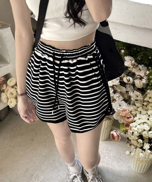 Miniministore(ミニミニストア)の「韓国風ショートパンツ スポーツパンツ 夏(スウェットパンツ・レディース・ブラック/アイボリー・FREE)」の9枚目の写真