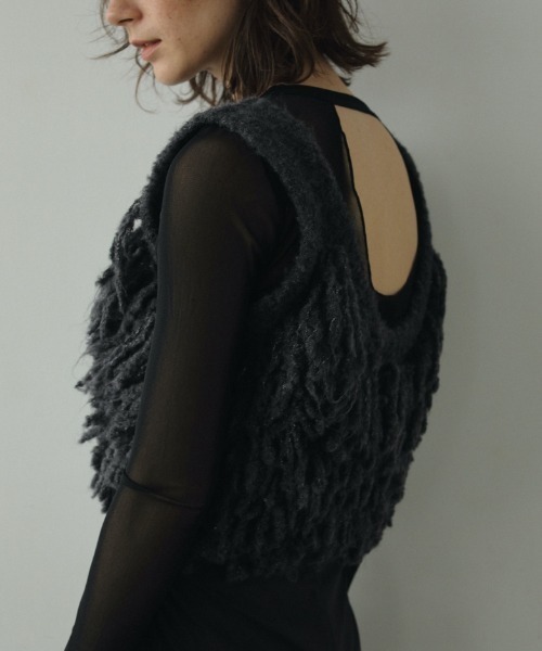 anuke（アンヌーク）の「anuke Fringe Knit Bustier 62420522