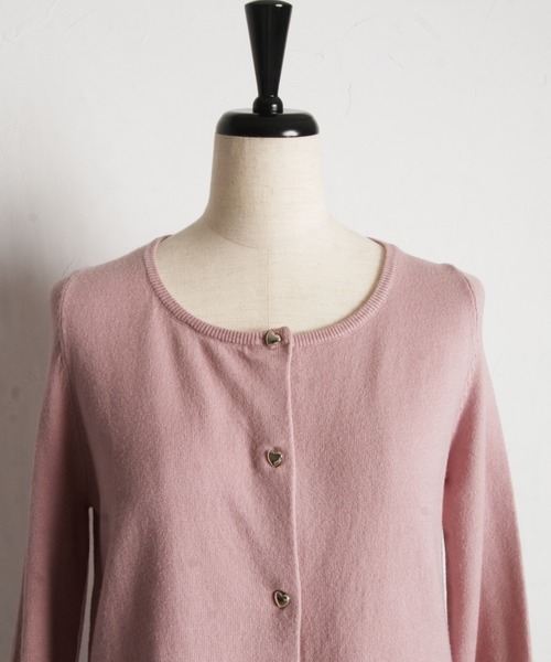 tocco closet（トッコ　クローゼット）の「【ZOZO限定】裾フリルハートボタンカーディガン（カーディガン/ボレロ・レディース・グレイッシュブルー/アイボリー/ブラック/ピンク/ボルドー・M）」の13枚目の写真