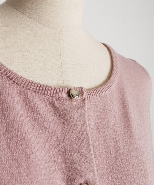 tocco closet（トッコ　クローゼット）の「【ZOZO限定】裾フリルハートボタンカーディガン（カーディガン/ボレロ・レディース・グレイッシュブルー/アイボリー/ブラック/ピンク/ボルドー・M）」の14枚目の写真