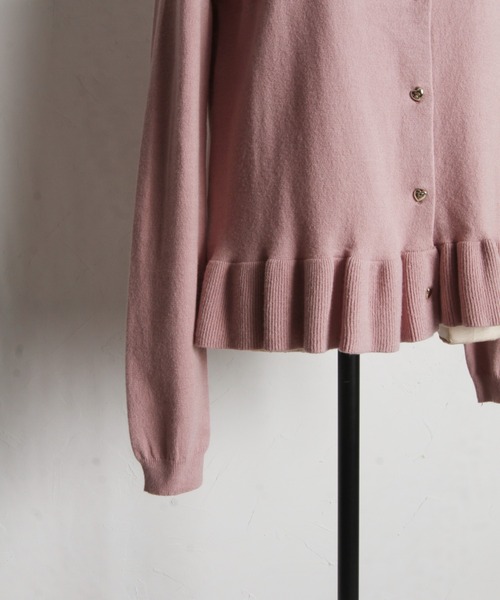 tocco closet（トッコ　クローゼット）の「【ZOZO限定】裾フリルハートボタンカーディガン（カーディガン/ボレロ・レディース・グレイッシュブルー/アイボリー/ブラック/ピンク/ボルドー・M）」の16枚目の写真