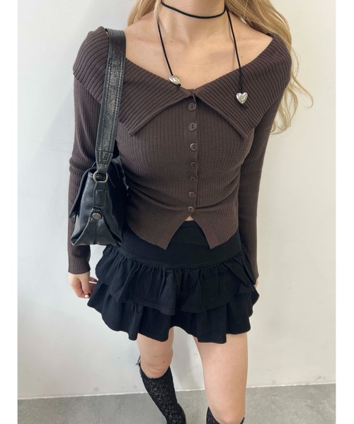 PHILLY(フィリー)の「【PHILLY】フロントボタンオフショルトップス(Tシャツ/カットソー・レディース・ブラック/チャコールグレー/ベージュ/ブラウン・FREE)」の12枚目の写真
