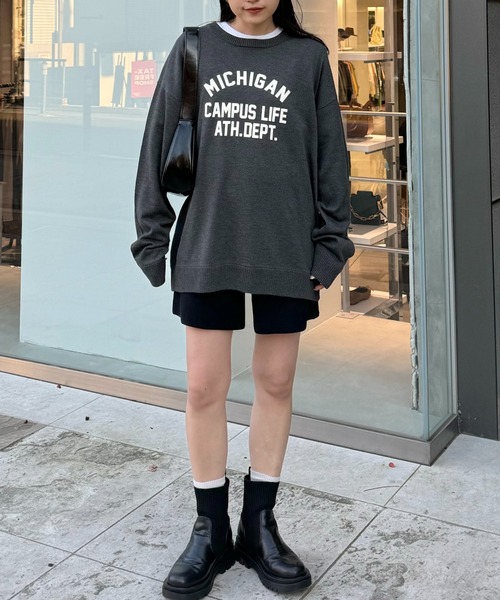 CIAOPANIC TYPY(チャオパニックティピー)の「【ユニセックス】ビックシルエットカレッジロゴプリントニット(ニット/セーター・メンズ・ブラウン/ライトグレー/チャコールグレー/グリーン・LARGE/MEDIUM)」の16枚目の写真