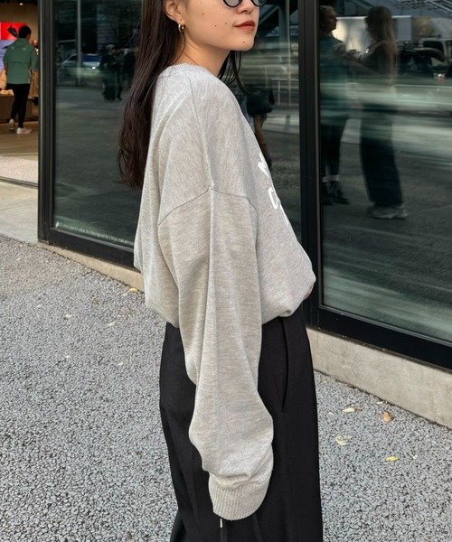 CIAOPANIC TYPY(チャオパニックティピー)の「【ユニセックス】ビックシルエットカレッジロゴプリントニット(ニット/セーター・メンズ・ブラウン/ライトグレー/チャコールグレー/グリーン・LARGE/MEDIUM)」の9枚目の写真